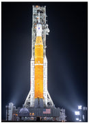 Decorativo espacial, cohete a punto de despegar