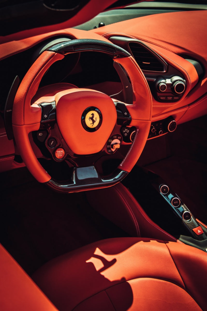 Decorativo Motor Lovers, interior naranja Ferrari